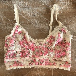 💓NEW LISTING💓 Free People Crop Top